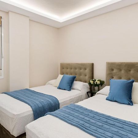 Lujoso Apartamento De 2 Dormitorios En Banus Marbella Bagian luar foto