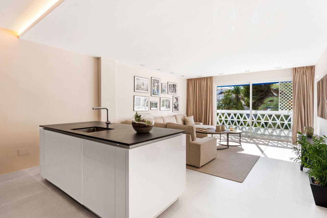 Lujoso Apartamento De 2 Dormitorios En Banus Marbella Bagian luar foto